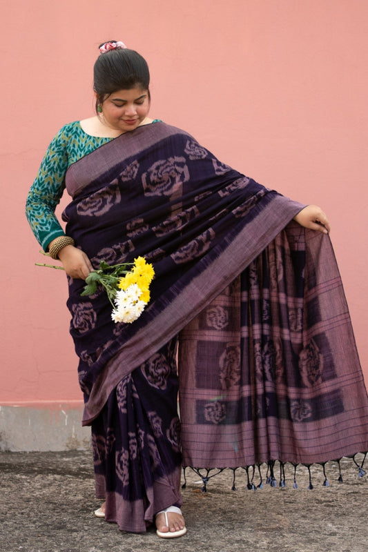 Samuka Odisha Ikat handloom saree in pure cotton with floral design