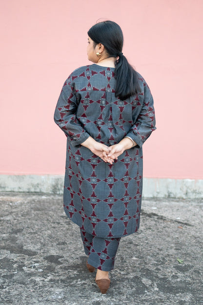 Samuka Odisha handloom Ikat oversized anti fit kurta in pure cotton